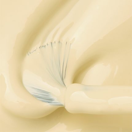 01_25003_EC_MACRO_3817_EGGSHELL_FINAL_1000x1400crop