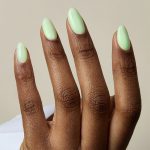 01_25004_EC_HAND_MINTY_8548_FINAL_1000x1400crop